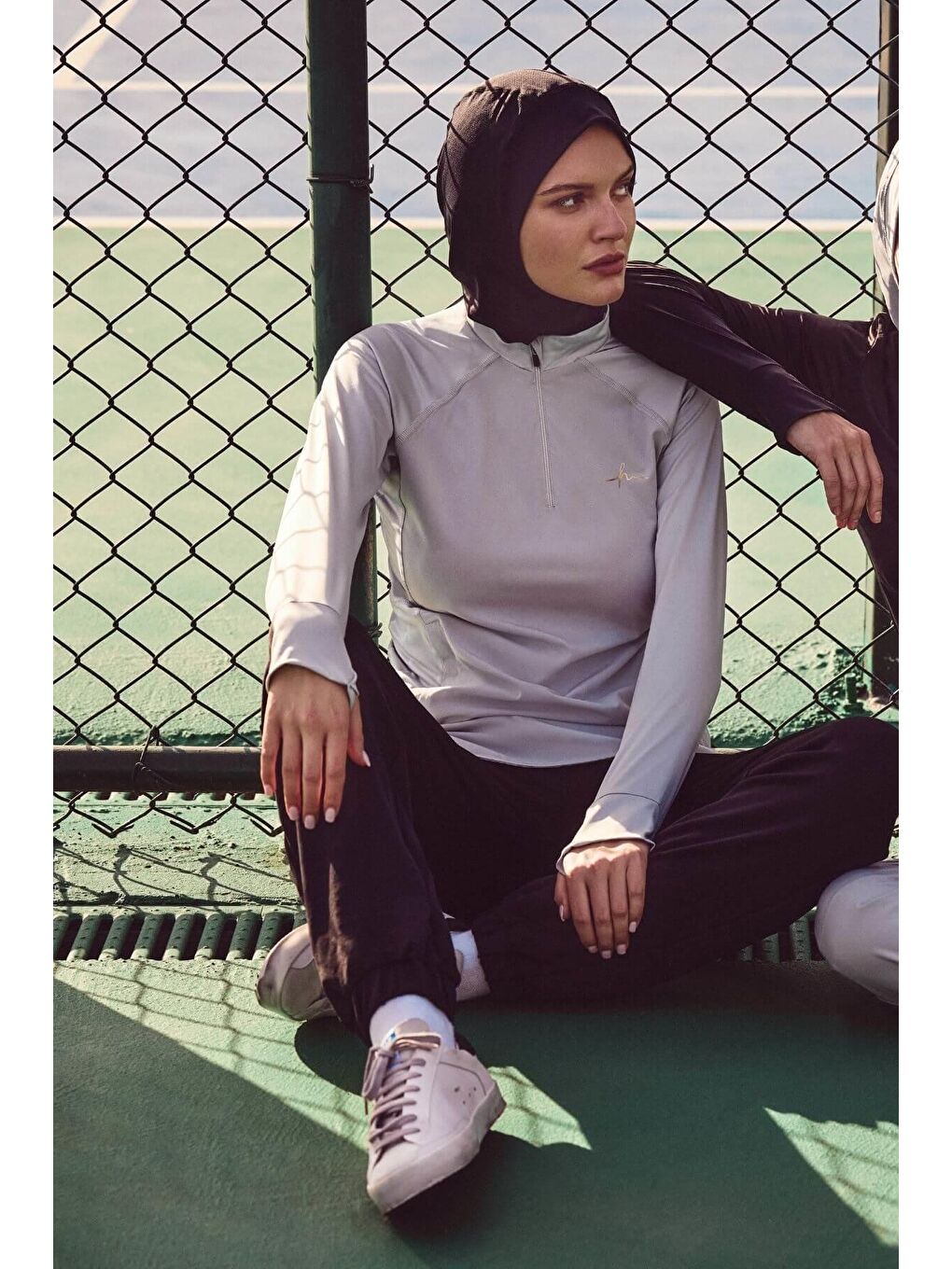 Active H-Per Cepli Uzun Kollu Fermuarlı Yaka Gri Tesettür Antrenman Tişörtü Act-7