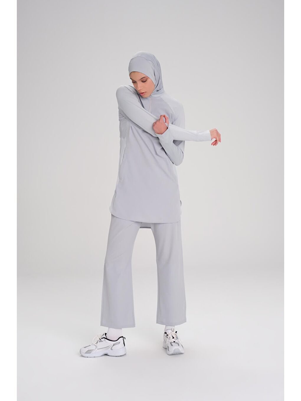 Active H-Per Cepli Uzun Kollu Fermuarlı Yaka Gri Tesettür Antrenman Tişörtü Act-7-5