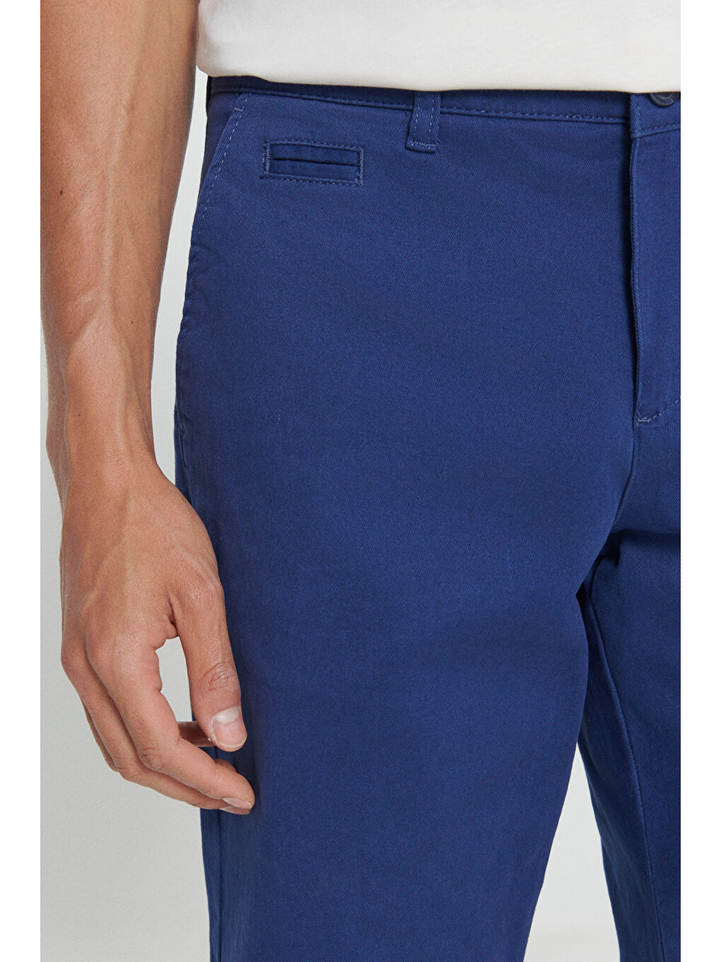 Erkek İndigo Slim Fit Dar Kesim Armürlü %100 Pamuk Casual Chino Şort-3