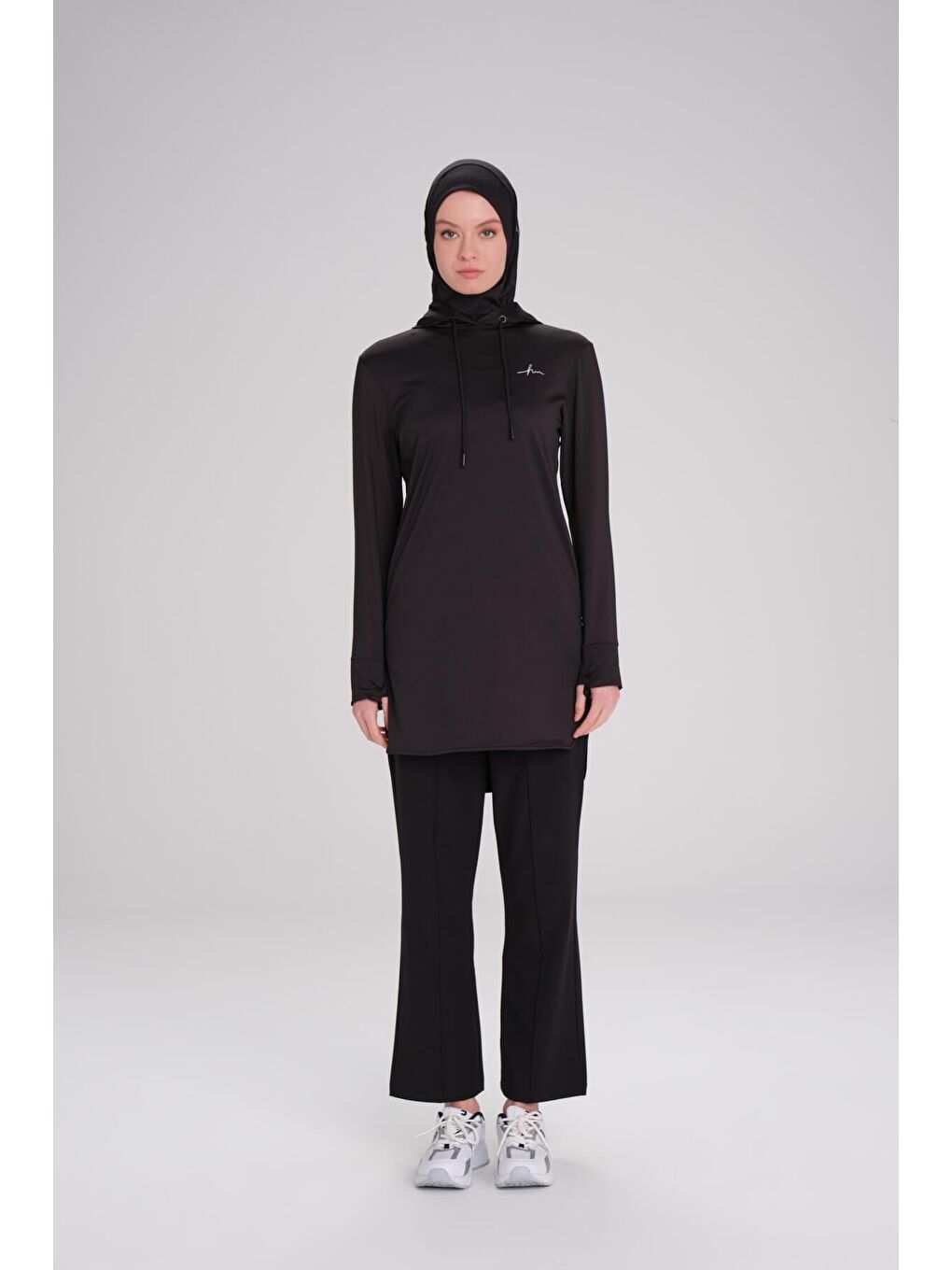 Active Uzun Kollu Kapüşonlu Siyah Tesettür Antrenman Tişörtü Act 6-2