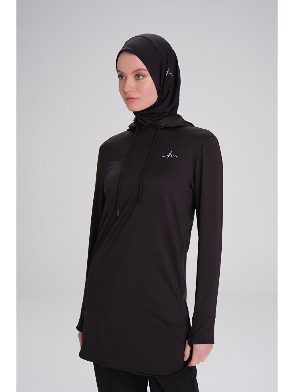 Active Uzun Kollu Kapüşonlu Siyah Tesettür Antrenman Tişörtü Act 6-4