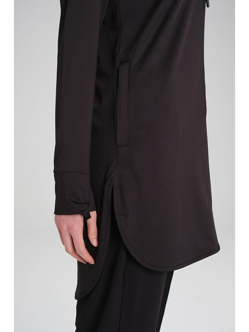 Active Uzun Kollu Kapüşonlu Siyah Tesettür Antrenman Tişörtü Act 6-5