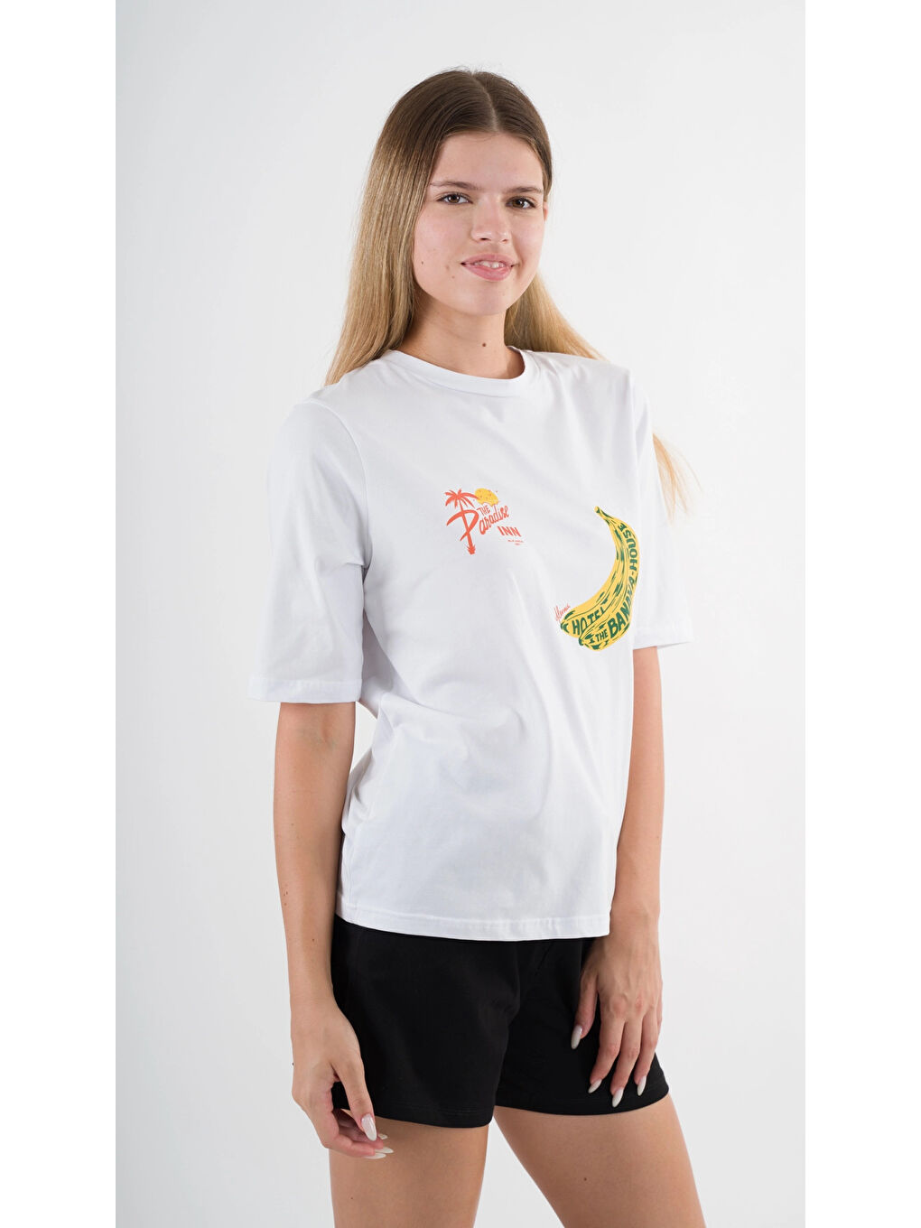 Kadın Beyaz Sarı Banana House Baskılı Bisiklet Yaka T-Shirt HZL24S-YY302-3