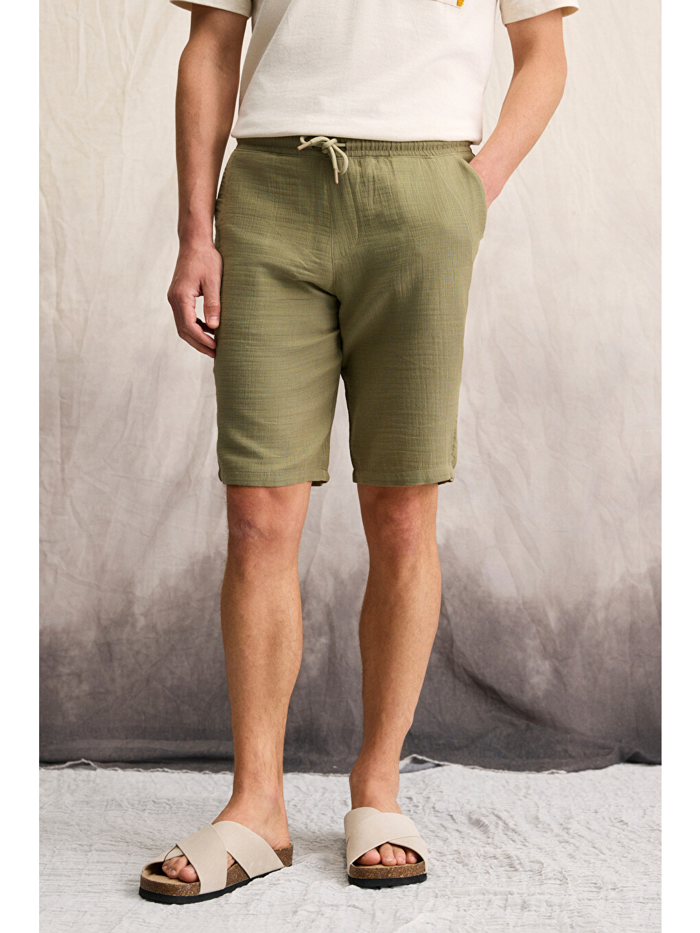 Haki JENS Erkek %100 Pamuk Yanları Cepli Slim Fit Dar Kesim HAKİ Şort-1