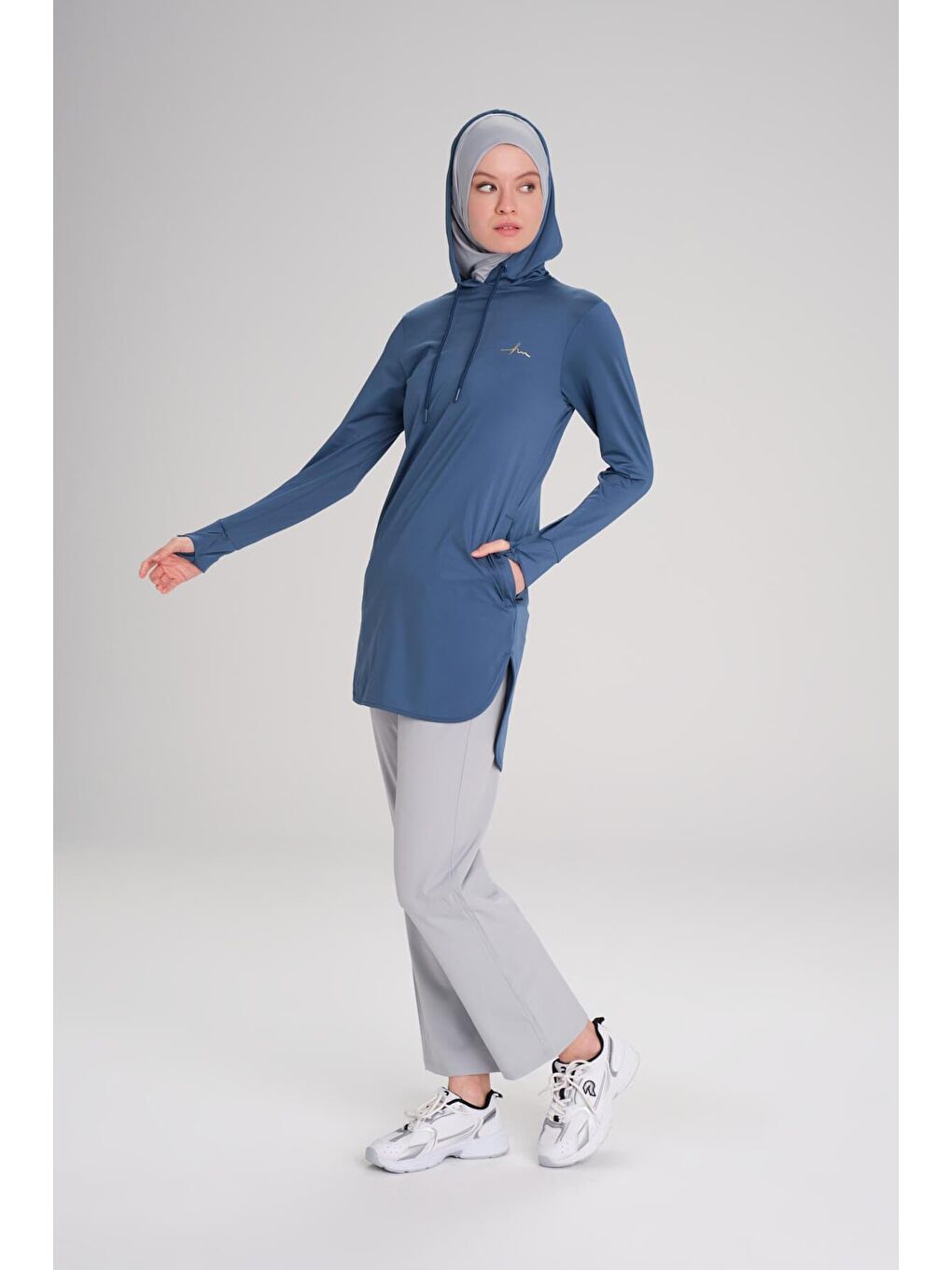 Petrol Active Uzun Kollu Kapüşonlu Mavi Tesettür Antrenman Tişörtü Act 6-2
