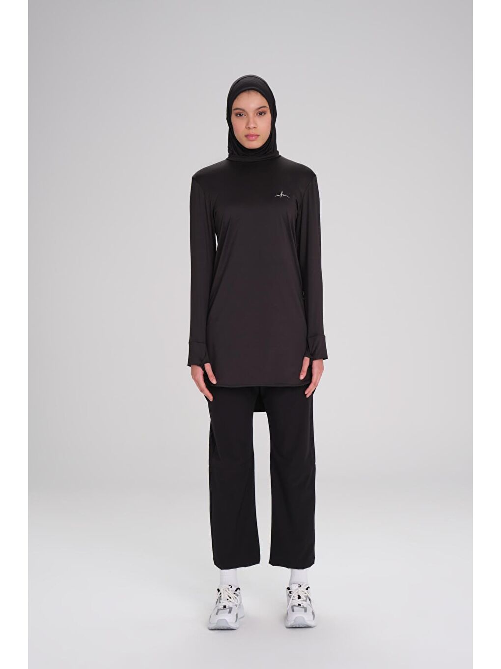 Active Uzun Kollu Bisiklet Yaka Siyah Tesettür Antrenman Tişörtü Act-8-2