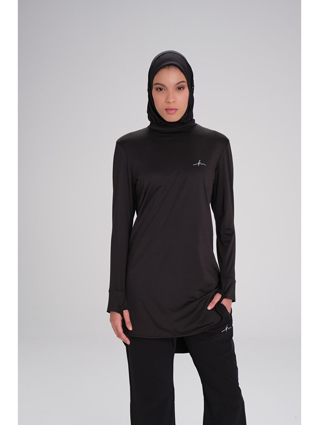 Active Uzun Kollu Bisiklet Yaka Siyah Tesettür Antrenman Tişörtü Act-8-6