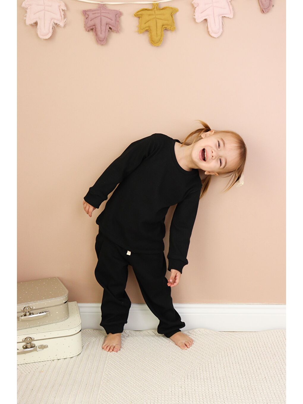 Siyah Kaşkorse Mevsimlik Pijama Takım-4