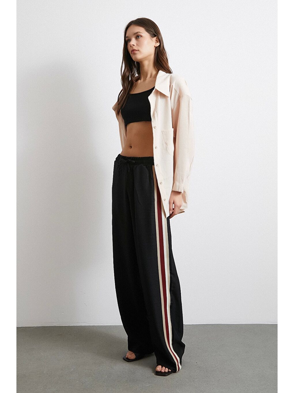 Beli Lastikli Çift Şeritli Pantolon Siyah-4