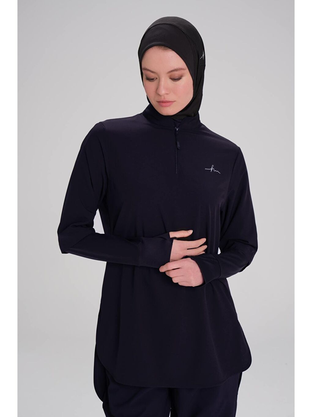 Active Uzun Kollu Yakası Fermuarlı Lacivert Tesettür Antrenman Tişörtü Act-9-1
