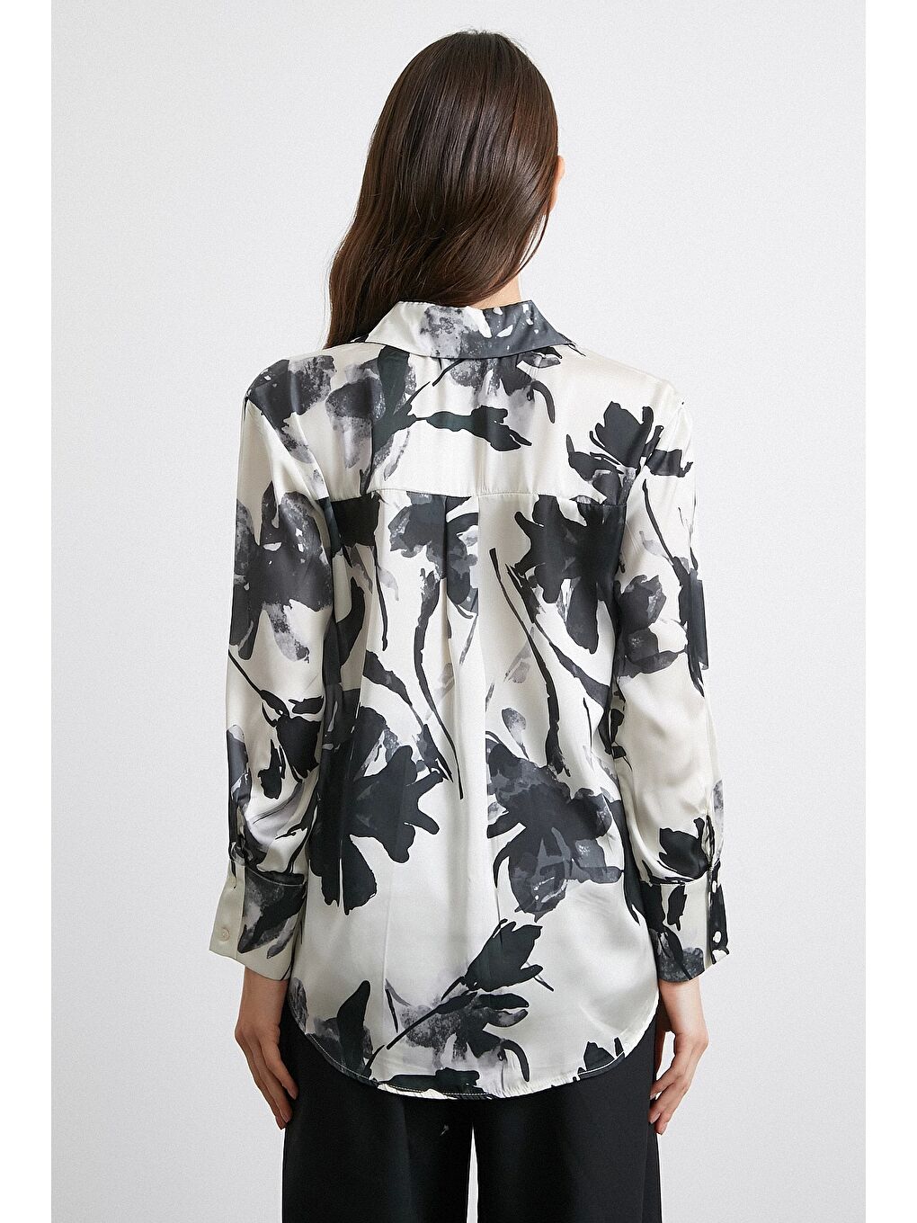 Saten Yüzeyli Desenli Gömlek Siyah-5