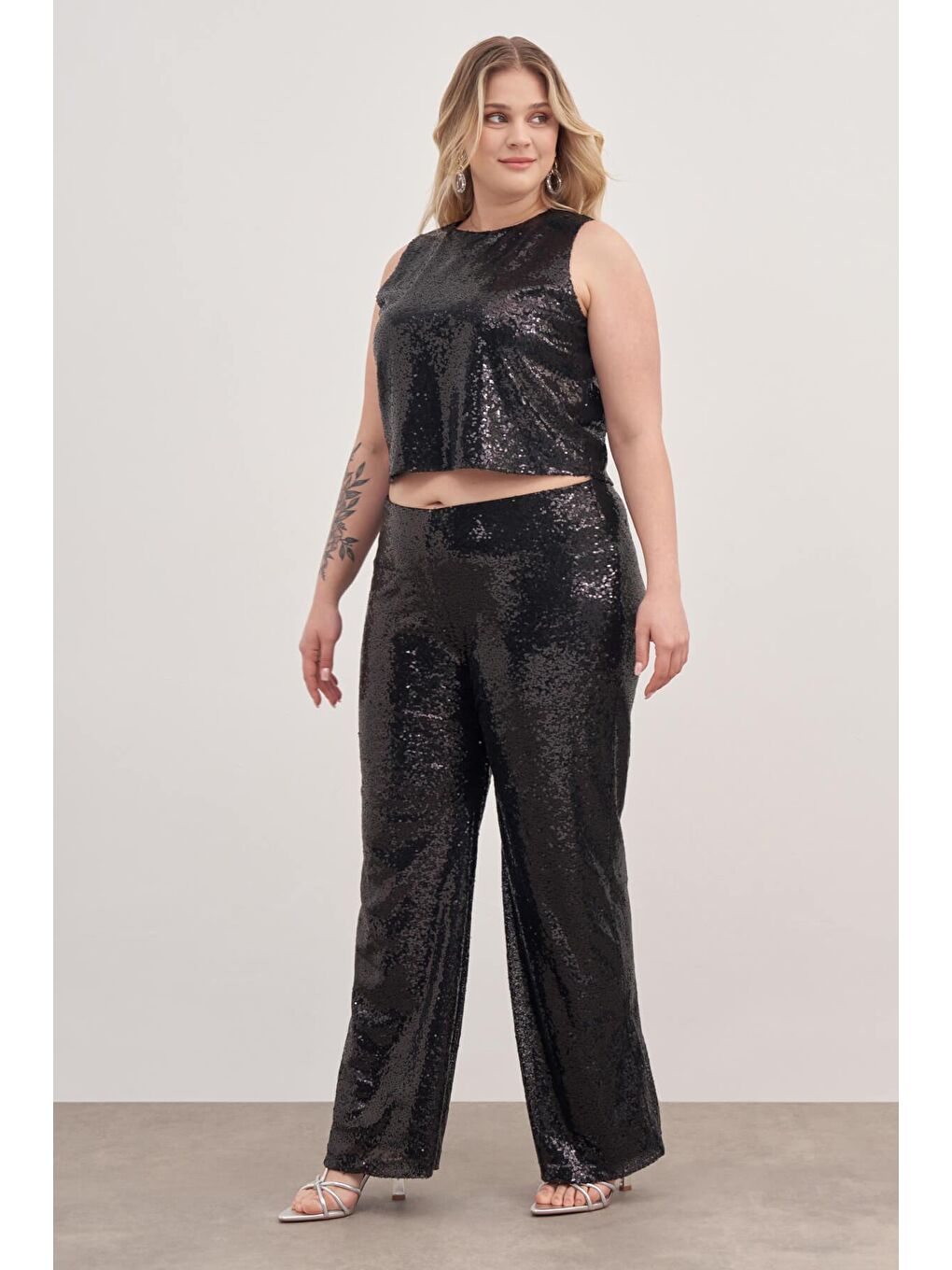 Siyah Beli Lastikli Astarlı Payetli Pantolon-1