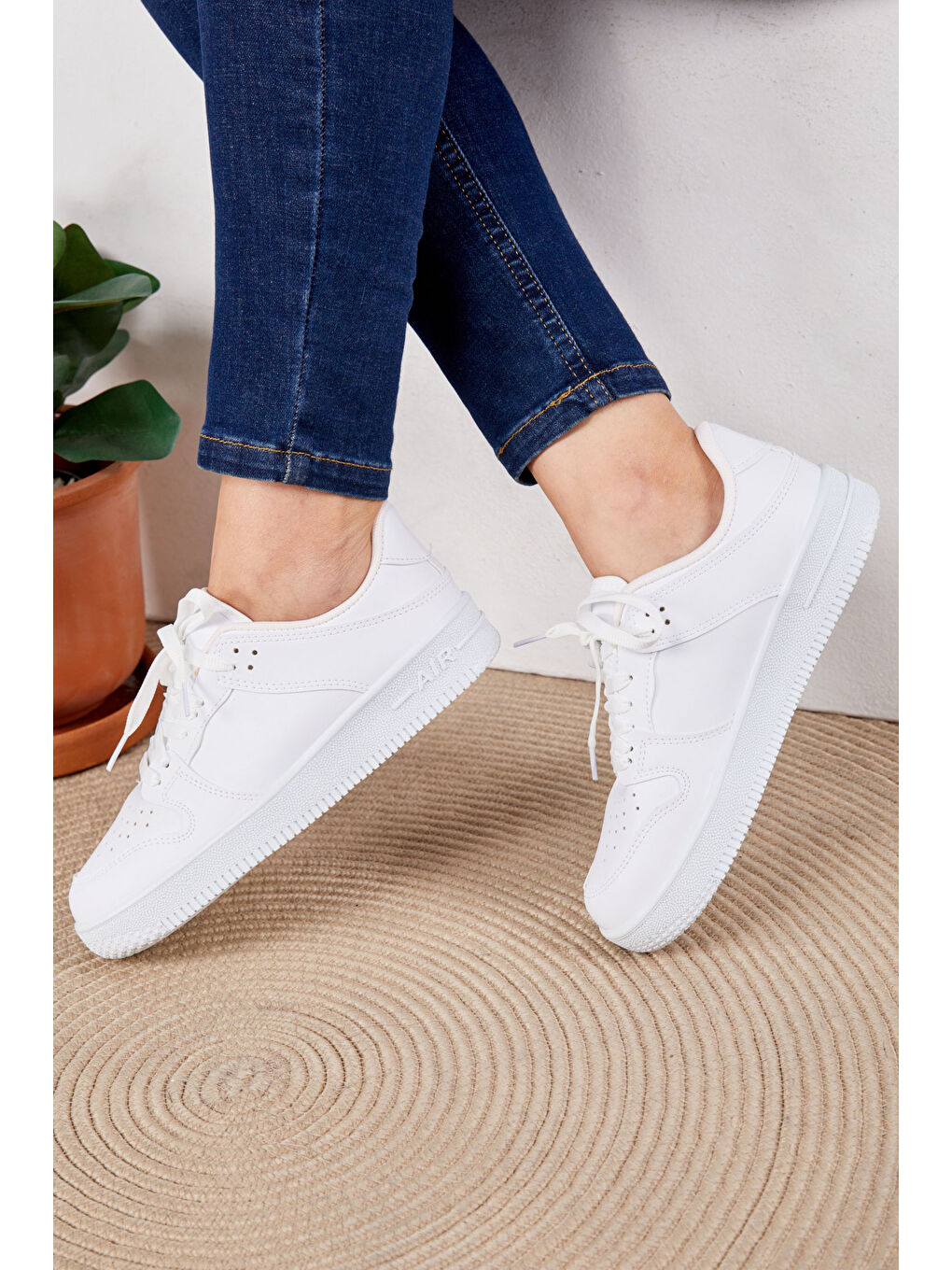 Kadın Beyaz Spor Ayakkabı - 27090-2