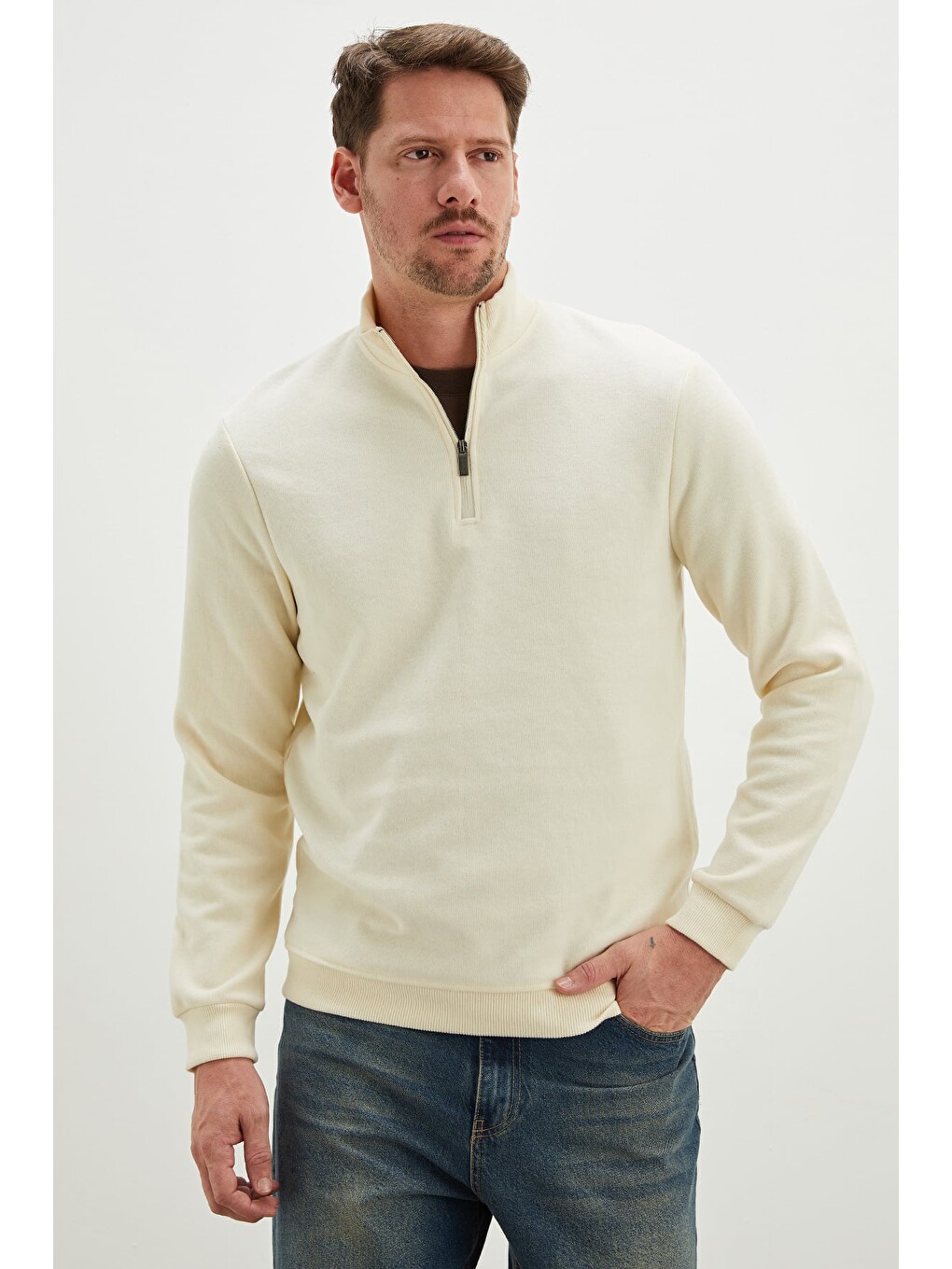 Ekru Fitilli Dik Yaka Yarım Fermuarlı Sweatshirt-2
