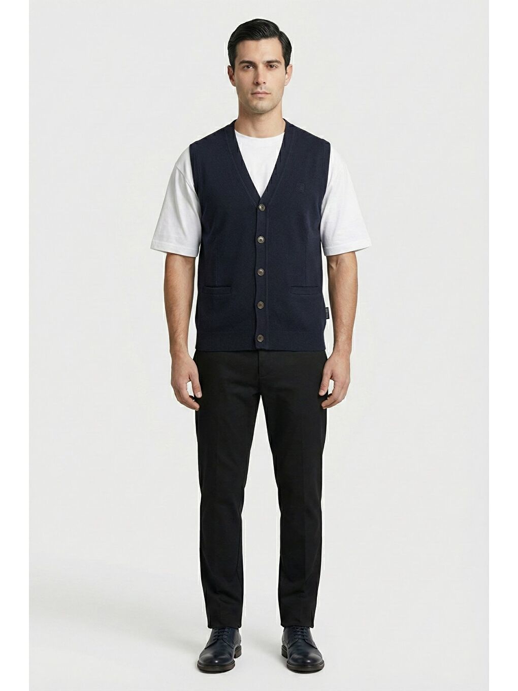 Giotelli Erkek Siyah Standart Fit Yün Karışımlı Düğmeli Triko Süveter-1