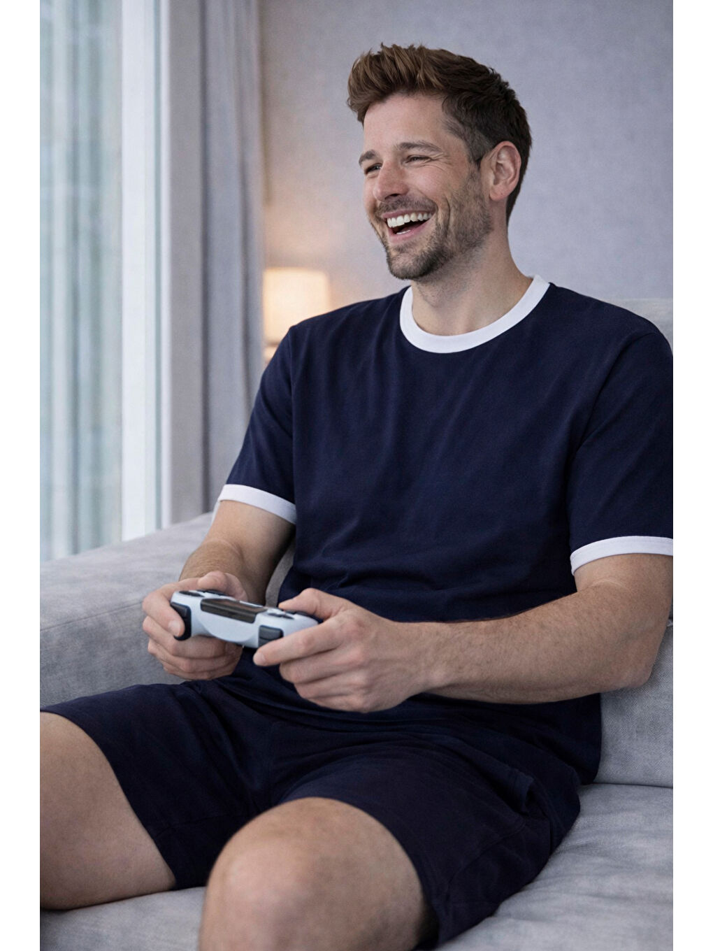 Erkek Pamuklu Lacivert Cepli Şortlu Pijama Takımı