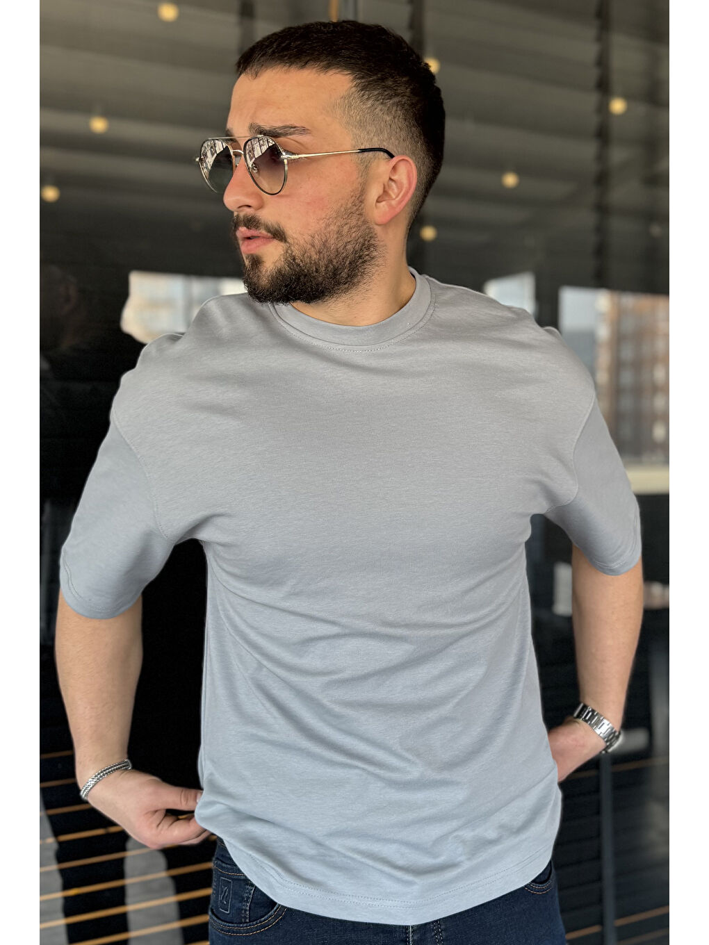 Gri Erkek Bisiklet Yaka Basic Oversize Tişört-1