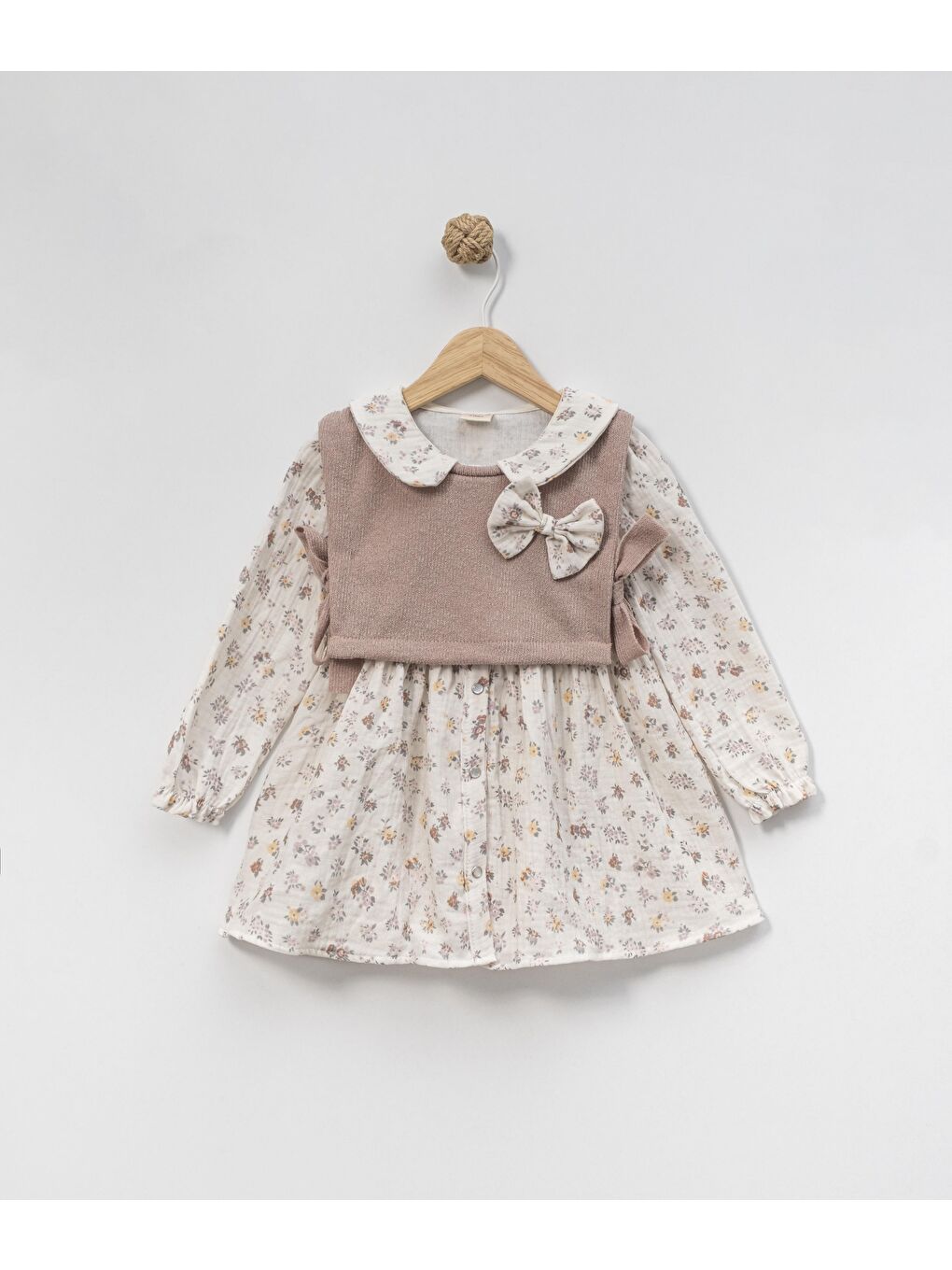 Bej Kız Çocuk Pamuklu Çiçek Desenli Elbise – Triko Yelek Detaylı, Yakalı, Fiyonk Aplikeli-1