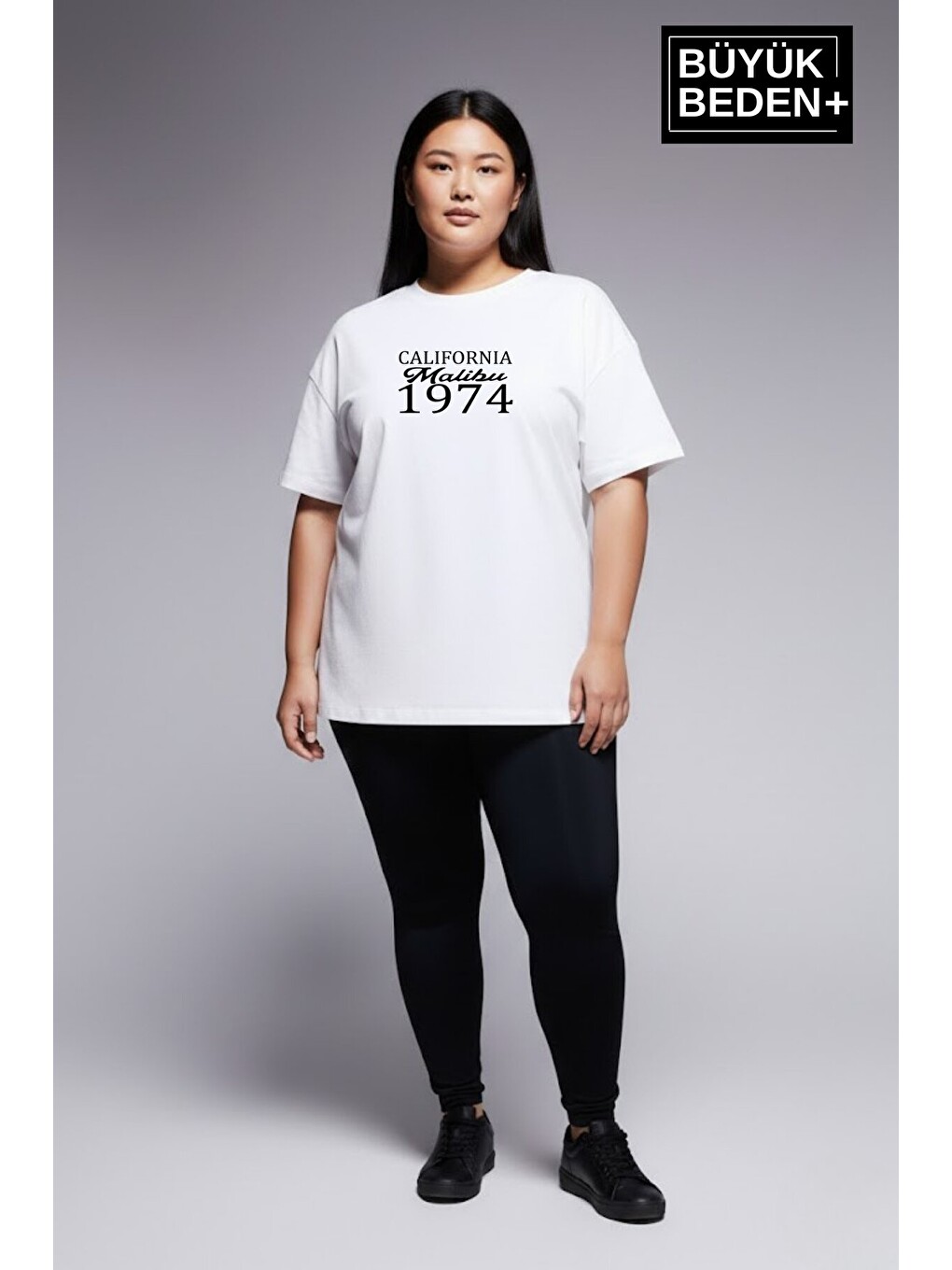 Beyaz Kadın Büyük Beden California 1974 Baskılı 3xl-6xl Bisiklet Yaka Tshırt SPR25BTSK510-2