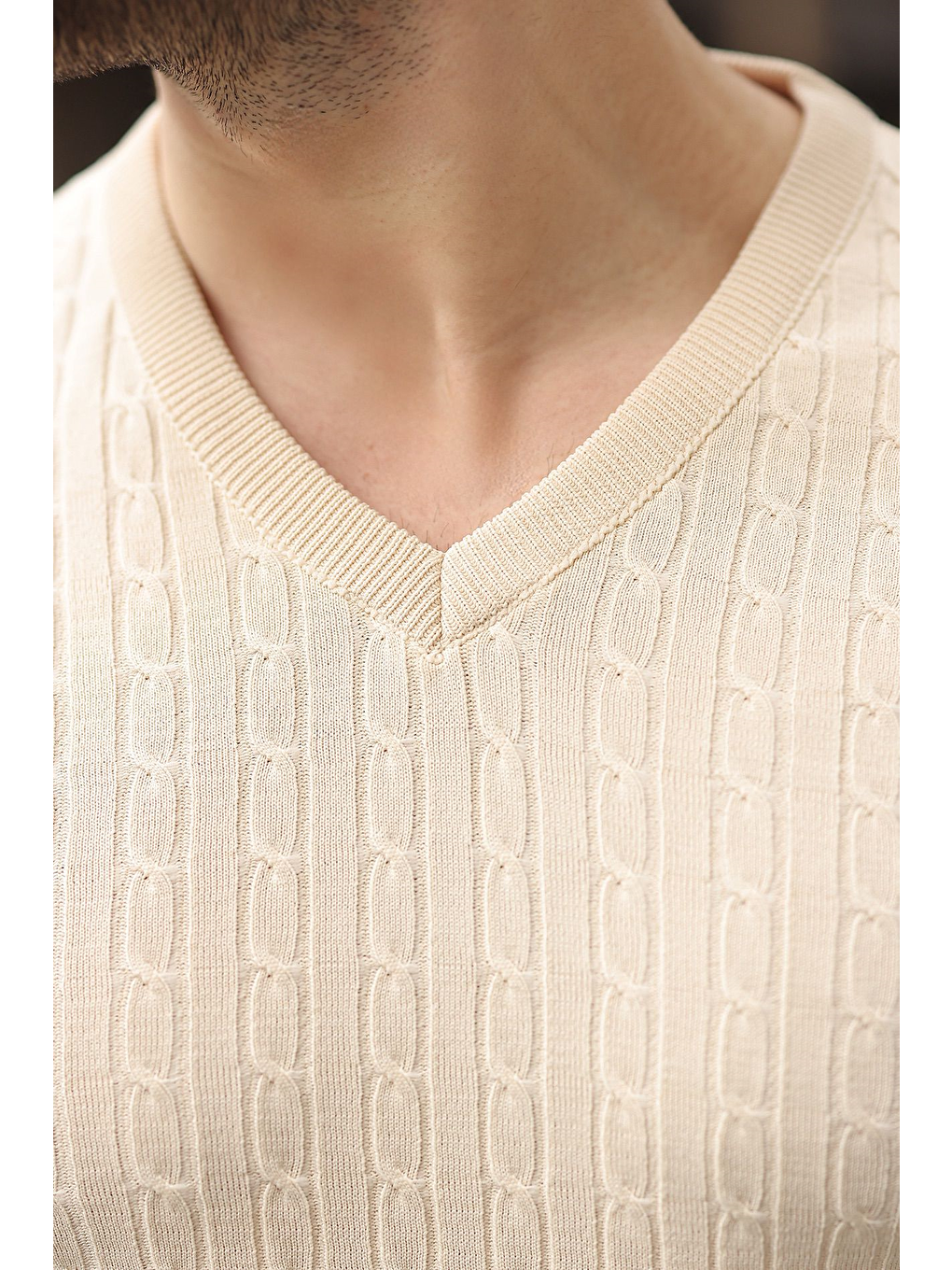 Bej Taş Rengi V Yaka Kısa Kollu Triko Erkek Tişört E7467-2