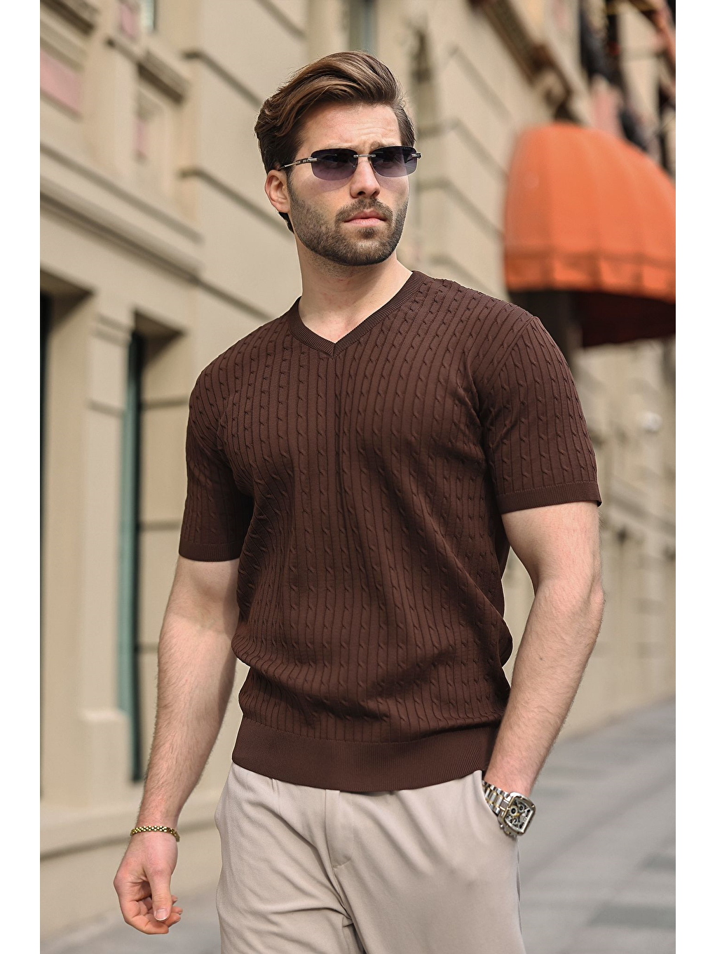 Kahverengi V Yaka Kısa Kollu Triko Erkek Tişört E7467-1