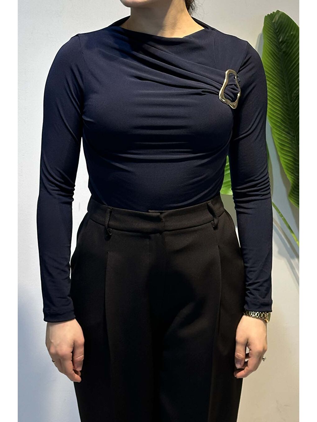 Aksesuar Detaylı Bluz 20757 Lacivert-1