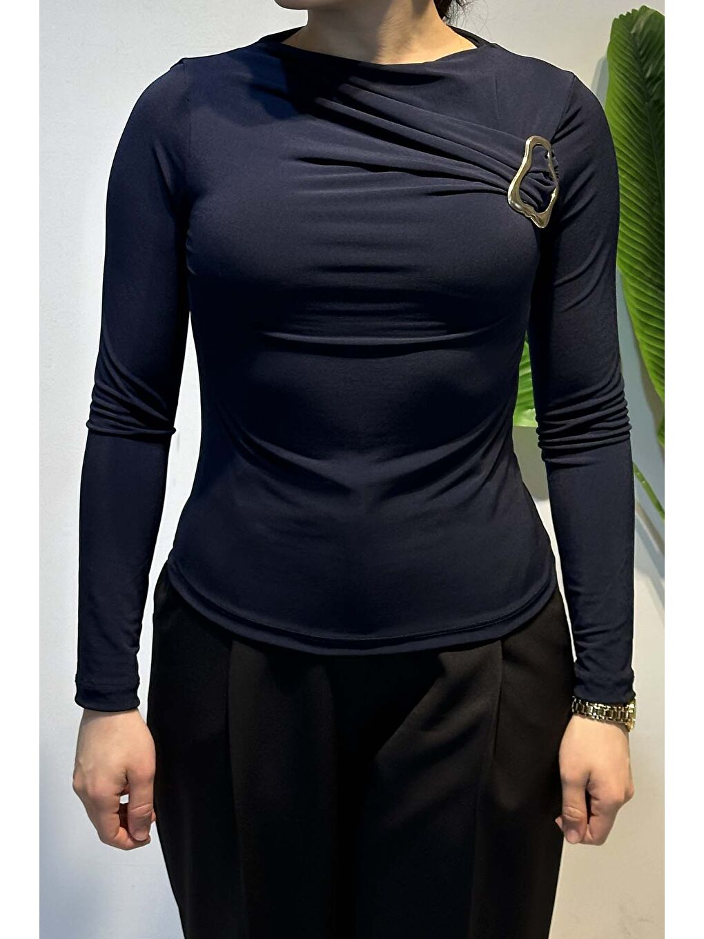 Aksesuar Detaylı Bluz 20757 Lacivert-2