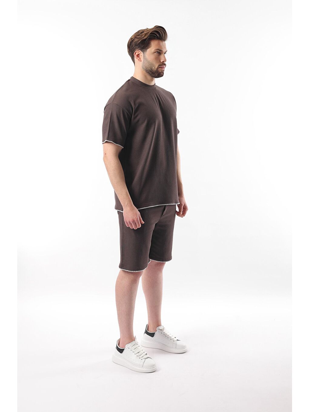 Kahverengi Nakış Detaylı Erkek Şort T-Shirt Takım E7305-2