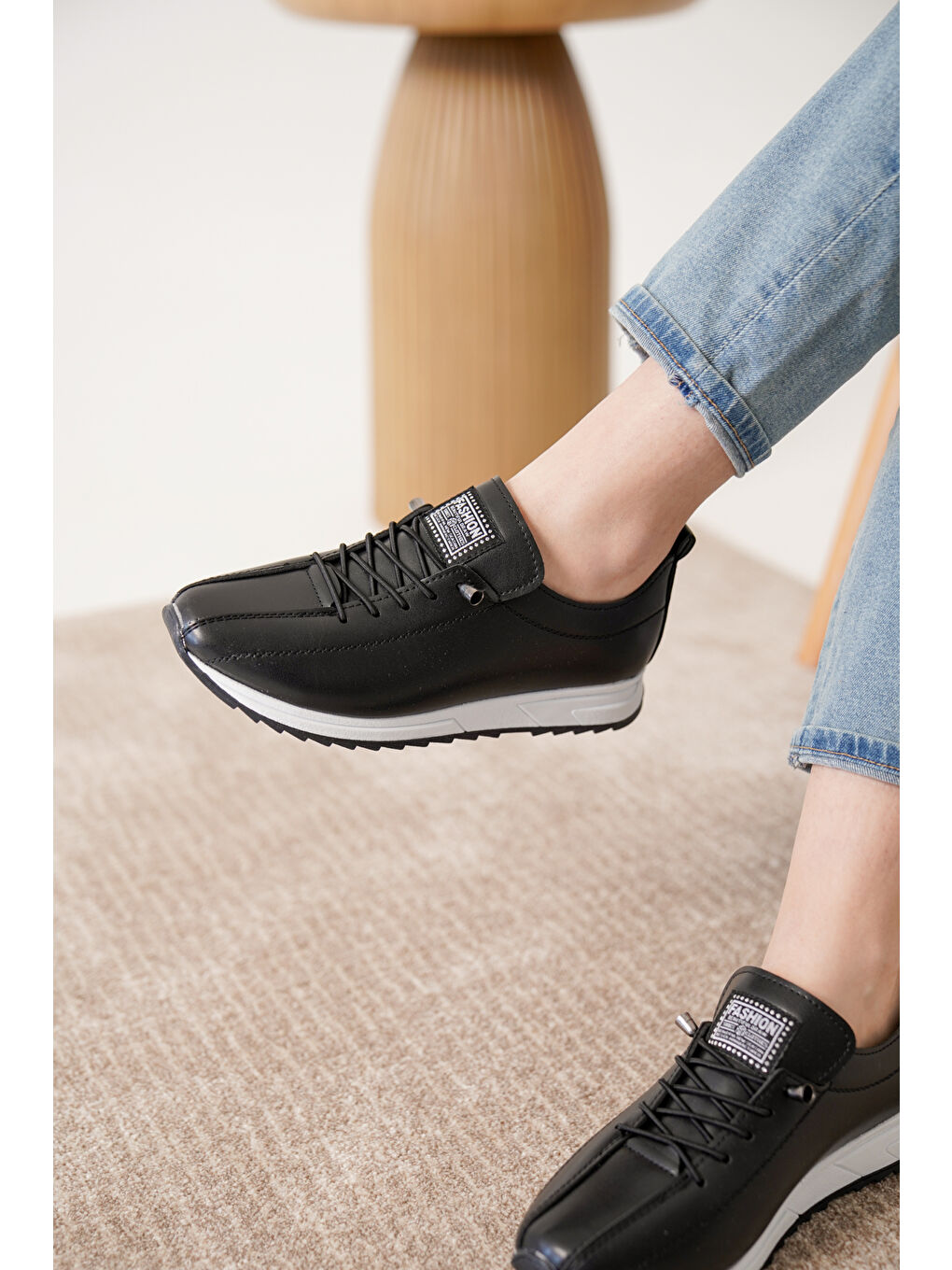 Siyah D0112 Günlük Ortopedik Kadın Sneaker Spor Ayakkabı-2