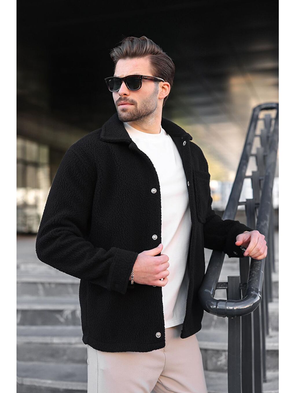 Siyah Çıt Kapamalı Yandan Cepli Erkek Gömlek Ceket E6769-3
