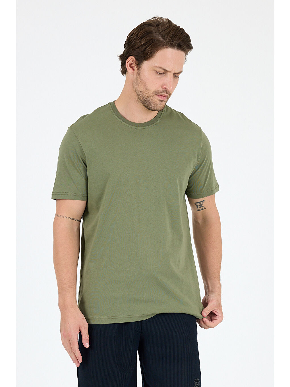 Haki Bisiklet Yaka Penye Erkek %100 Pamuk Tişört-3