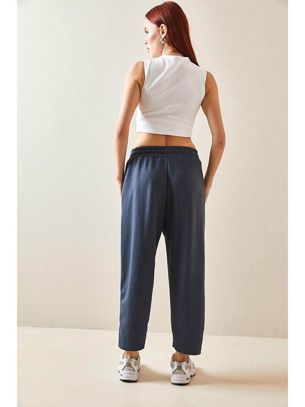 Antrasit Beli Lastikli Dikiş Detaylı Eşofman Altı 5YXK8-48183-36-3