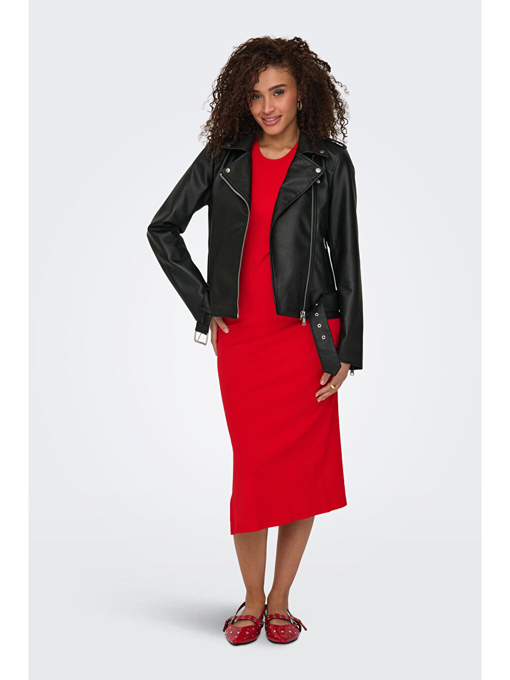 Siyah Onlmille Slim Fit Kruvaze Yaka Fermuar ve Kemerli Kadın Deri Ceket 15357332-1