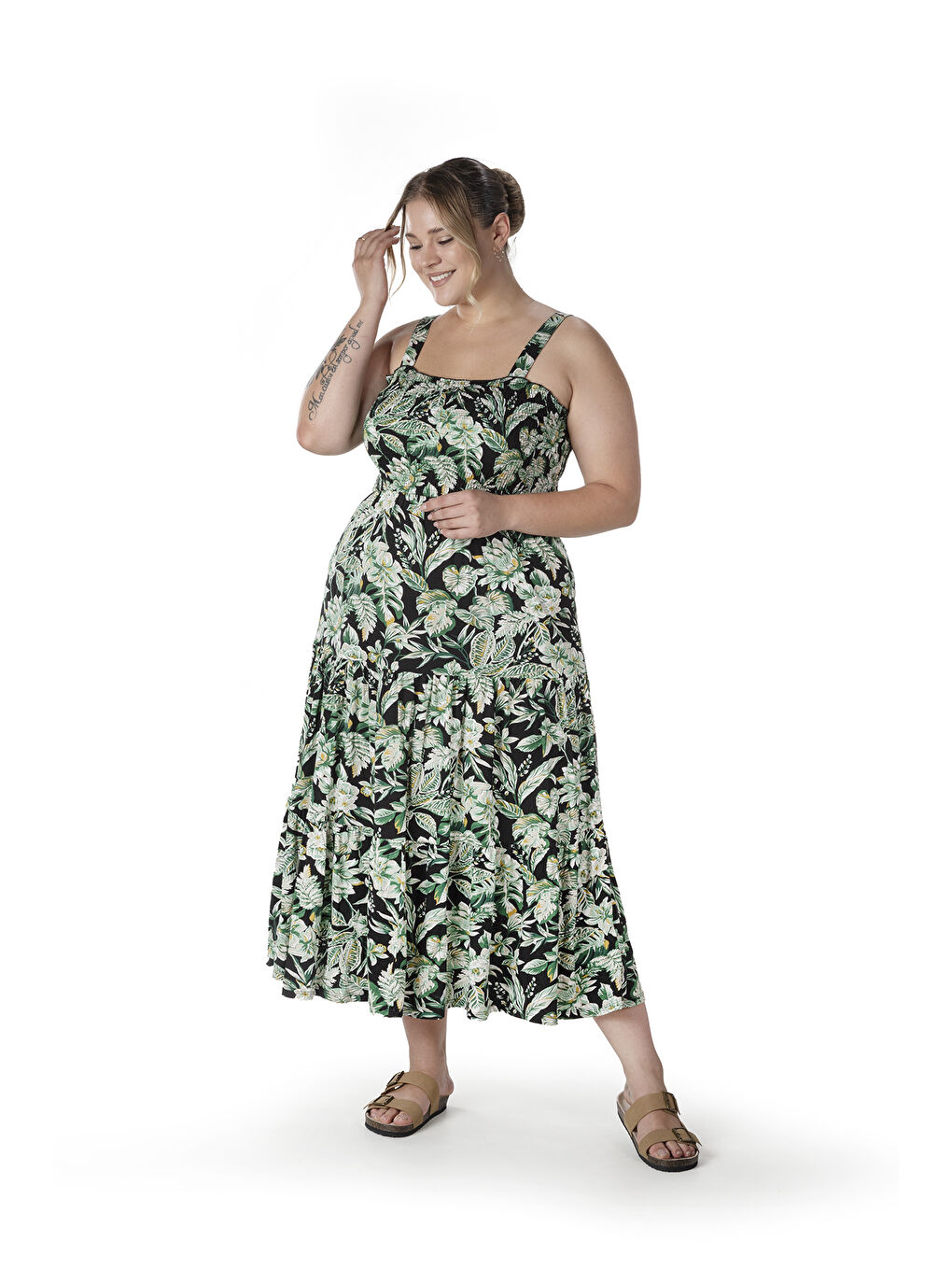 Yeşil Büyük Beden Çiçek Desenli Kalın Askılı Beli Lastikli Elbise T-82