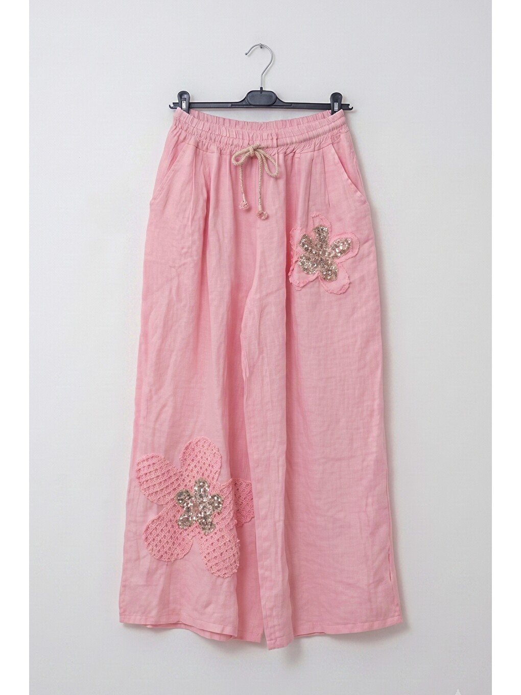 İtalyan Pembe Cepli Çiçek Aplikeli Lastikli Bel Geniş Paça 100% Keten Dokuma Pantolon 100 68-1