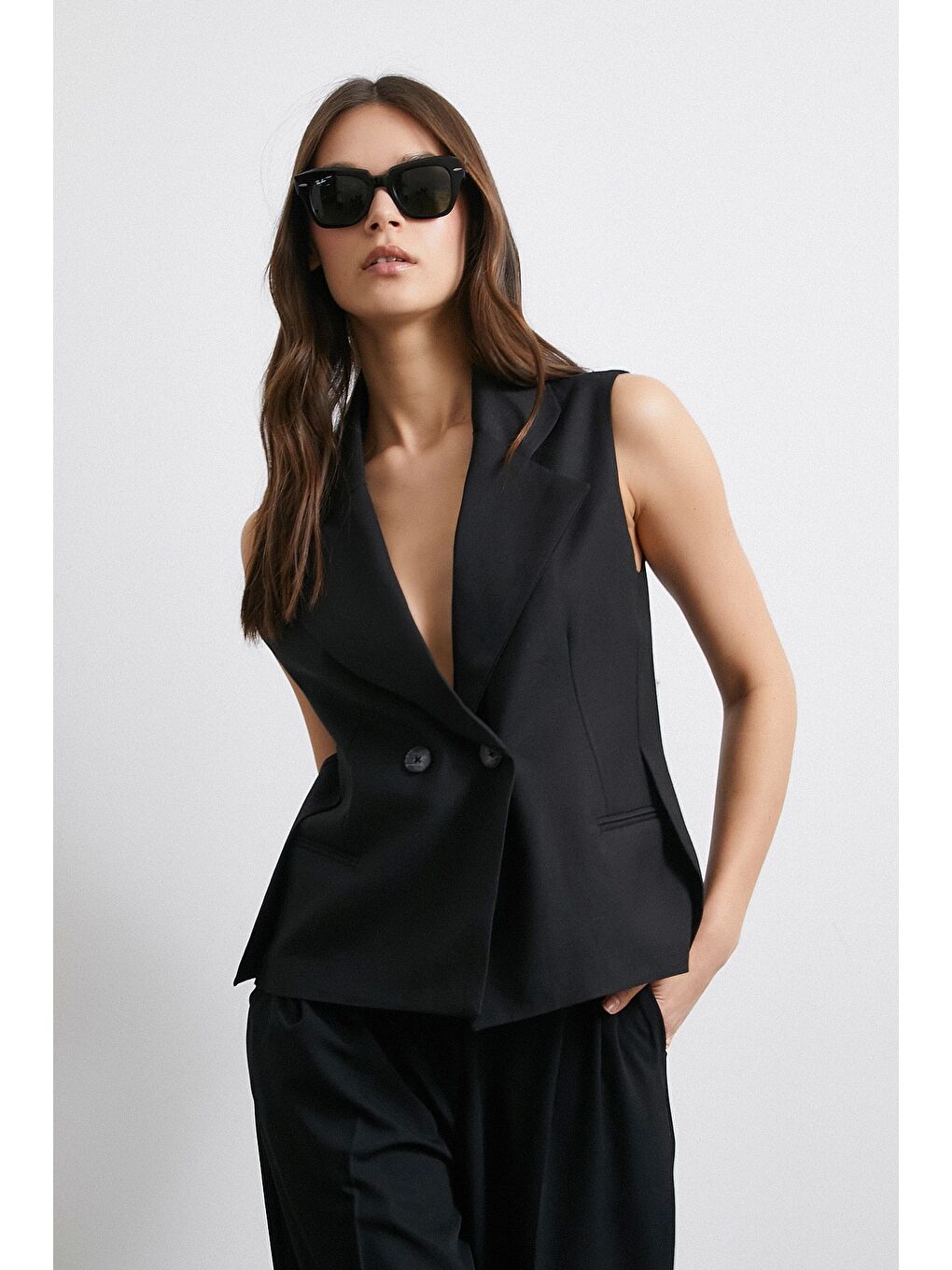 Çift Düğmeli Gömlek Yaka Yelek Siyah-2