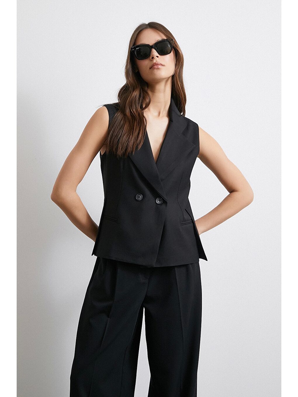 Çift Düğmeli Gömlek Yaka Yelek Siyah-3