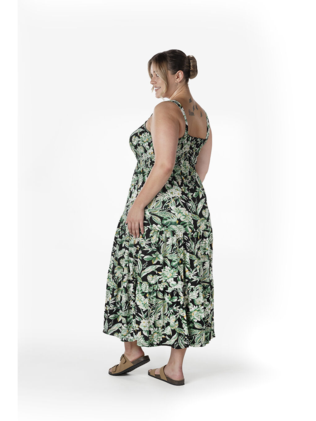 Yeşil Büyük Beden Çiçek Desenli Kalın Askılı Beli Lastikli Elbise T-82-3