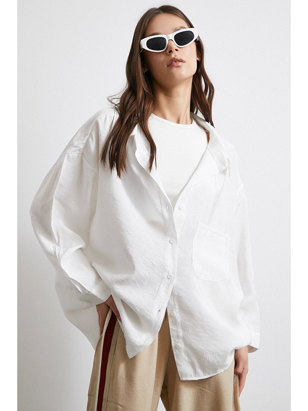 Oversize Cepli Modal Gömlek Beyaz-4