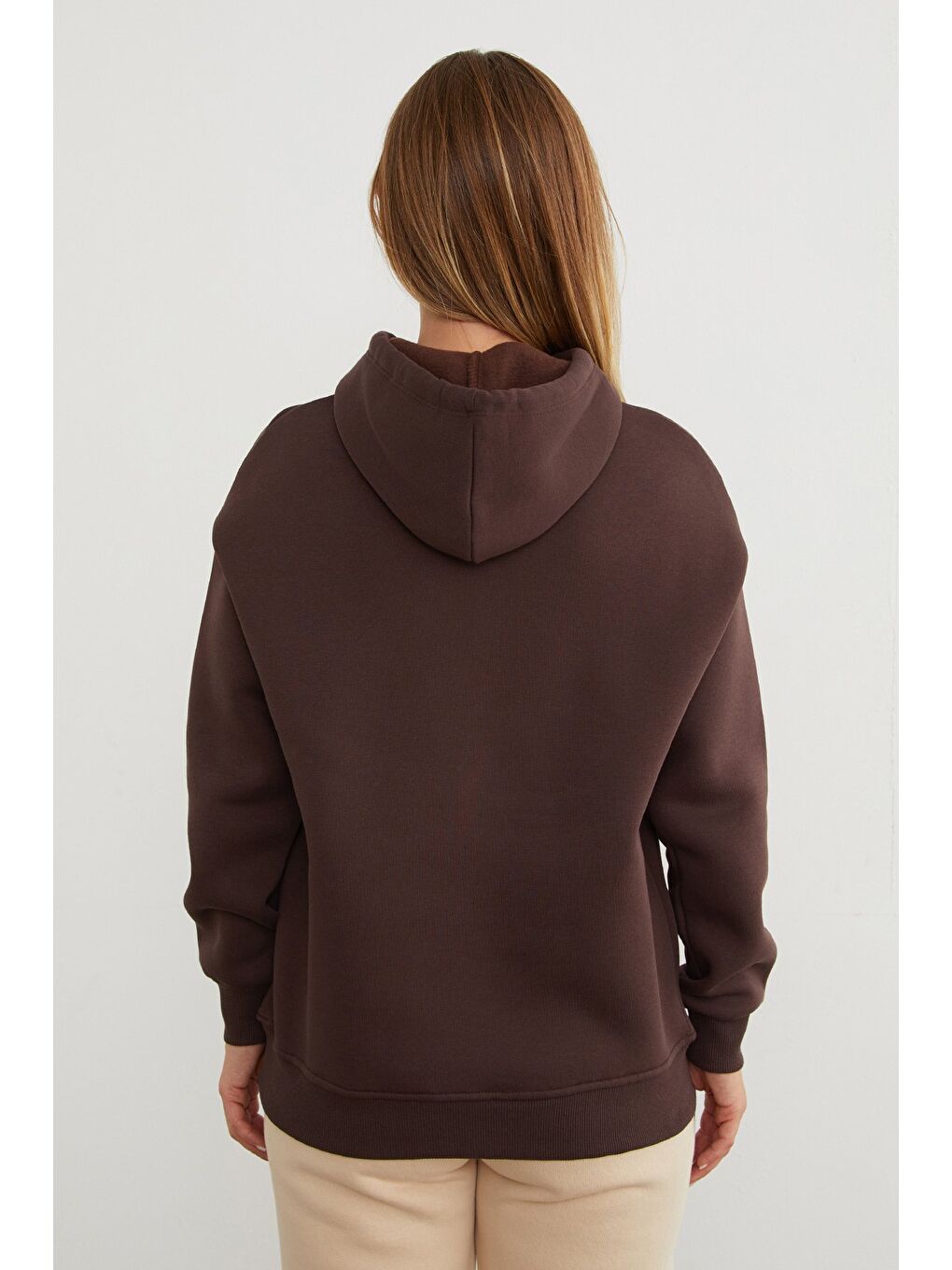 Kahverengi 3 İplik Ceylan Nakışlı Kapüşonlu Sweatshirt-4