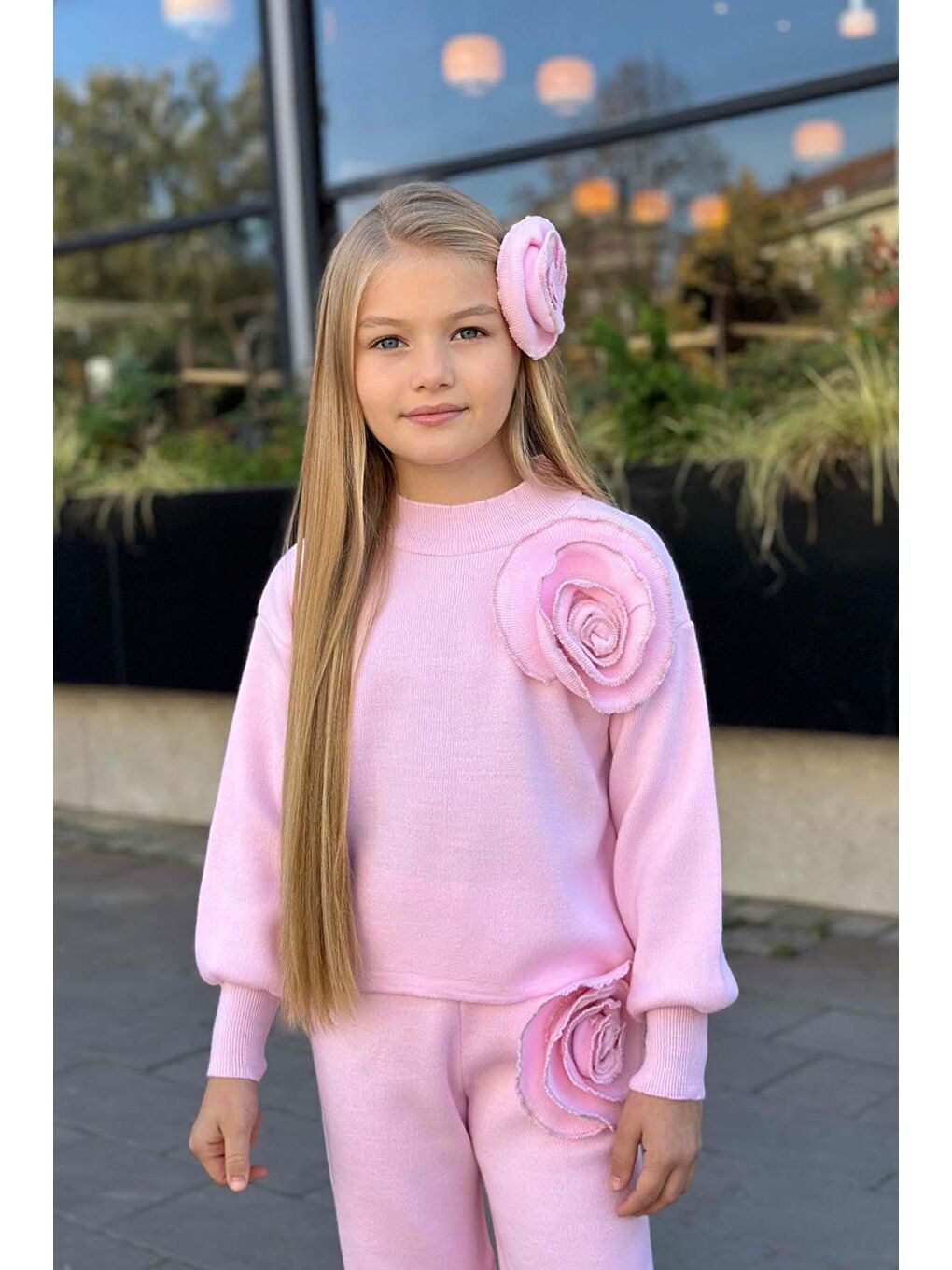 Kız Çocuk Balıkçı Yaka Omuzunda Gül Broşlu Kazak Bol Kesim Pembe Triko Alt Üst Takım-2