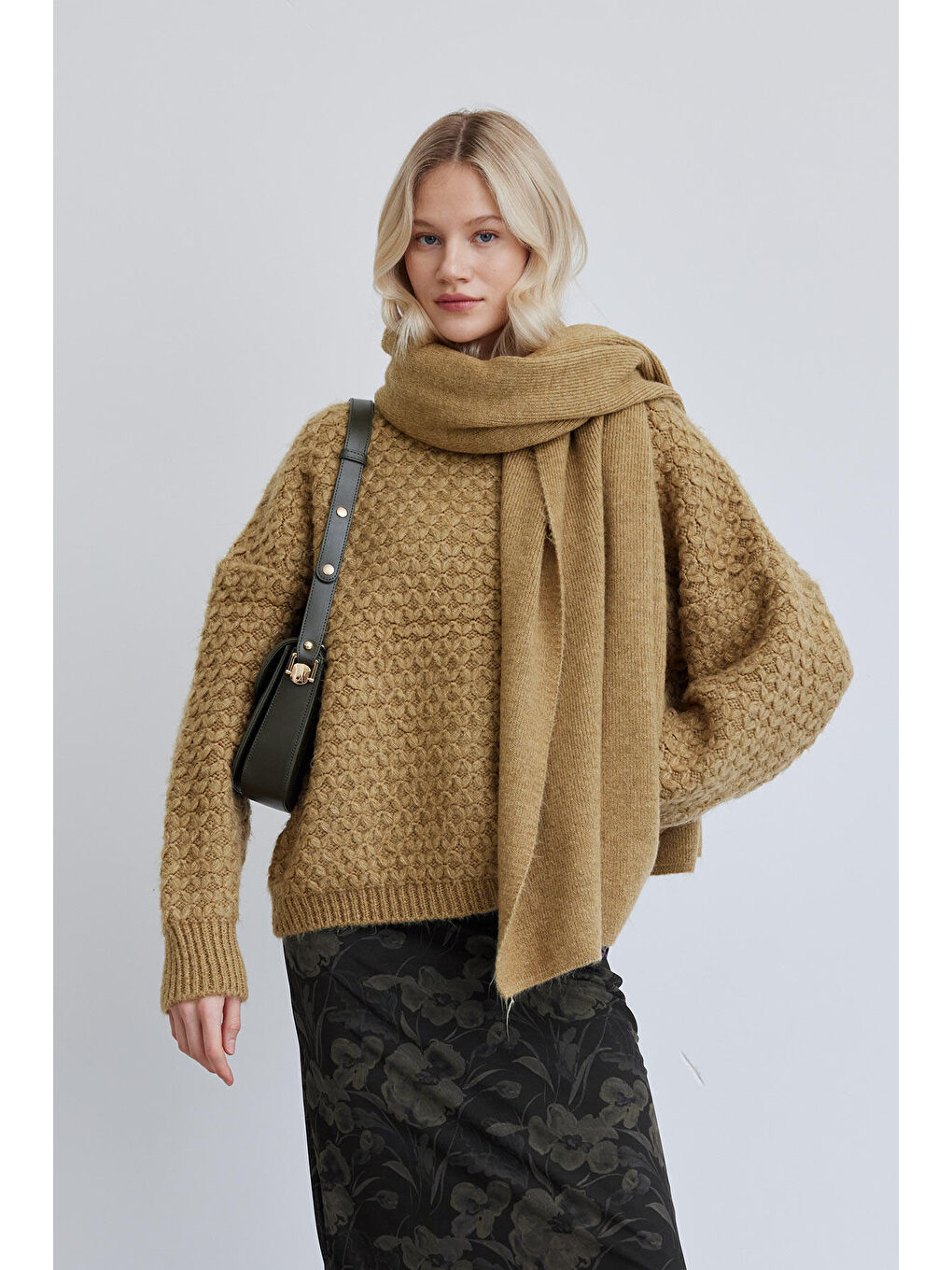 Cozy Yumuşak Dokulu Atkı Sarı-1