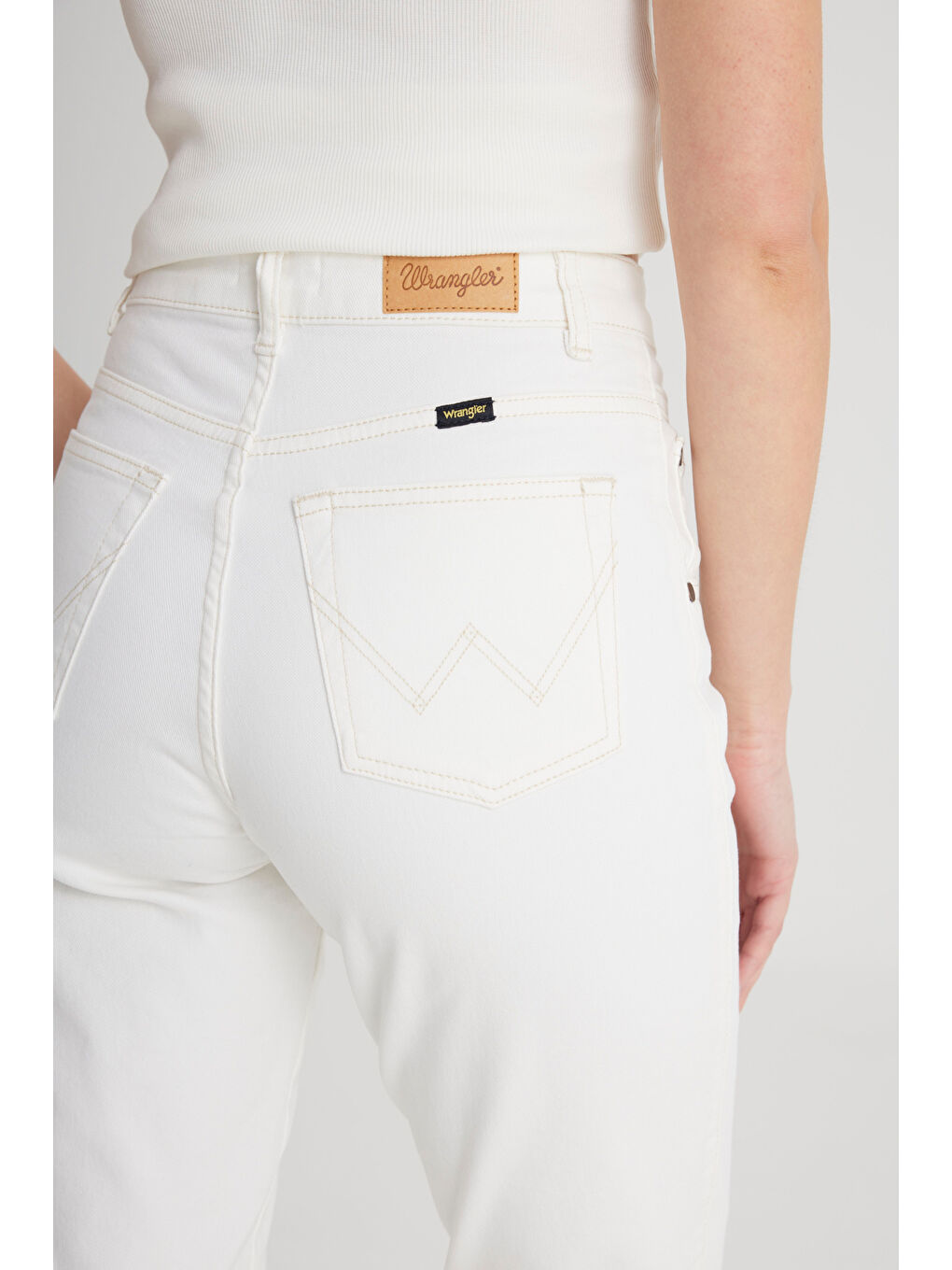 Mom Fit Yüksek Bel Dar Paça Beyaz Esnek Jean Jean Pantolon-4