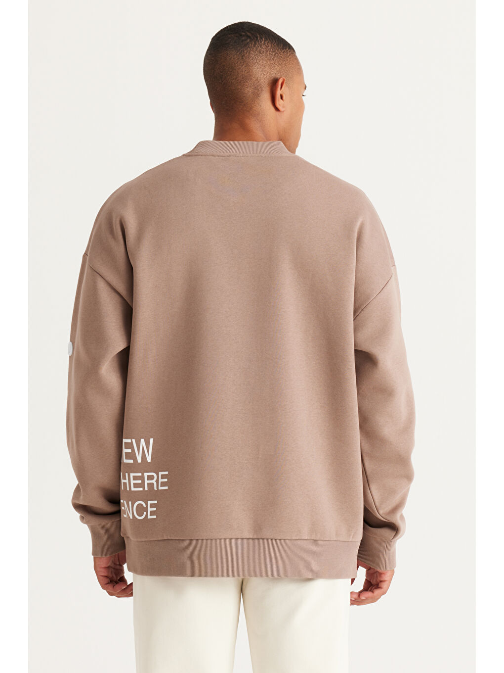 Erkek Bej Oversize Fit Bol Kesim İçi Polarlı Pamuklu Baskılı Sweatshirt-6