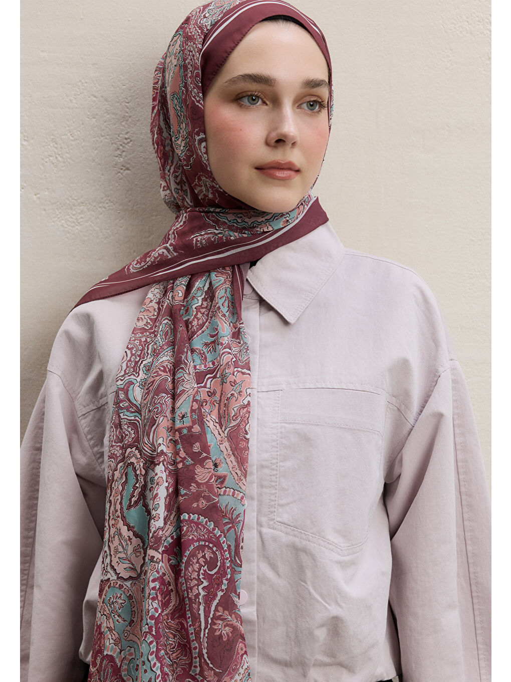 Pembe Dark Bohemy Desen İpek Krep Şal Gülkurusu-1