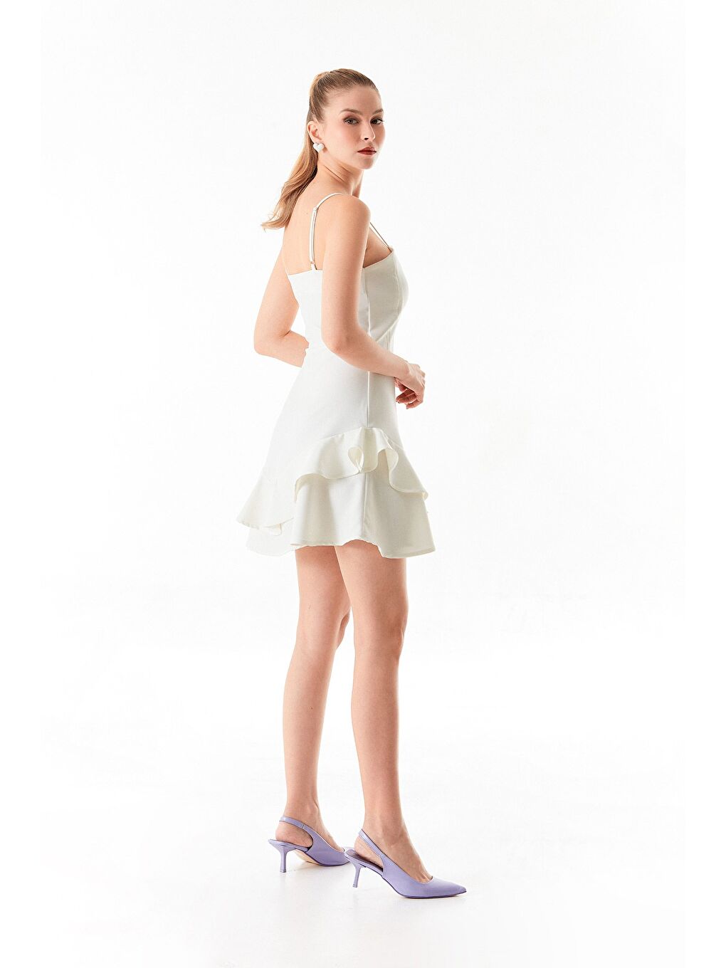 Ekru İp Askılı Fırfırlı Elbise-3