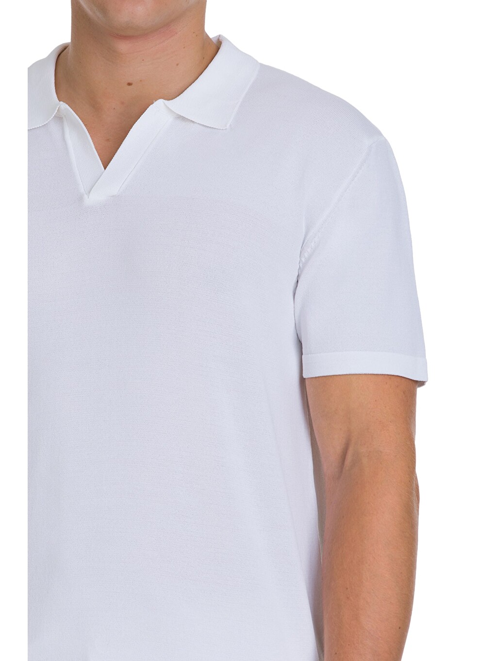 Beyaz Regular Fit Polo Yaka Rayon Tişört-3