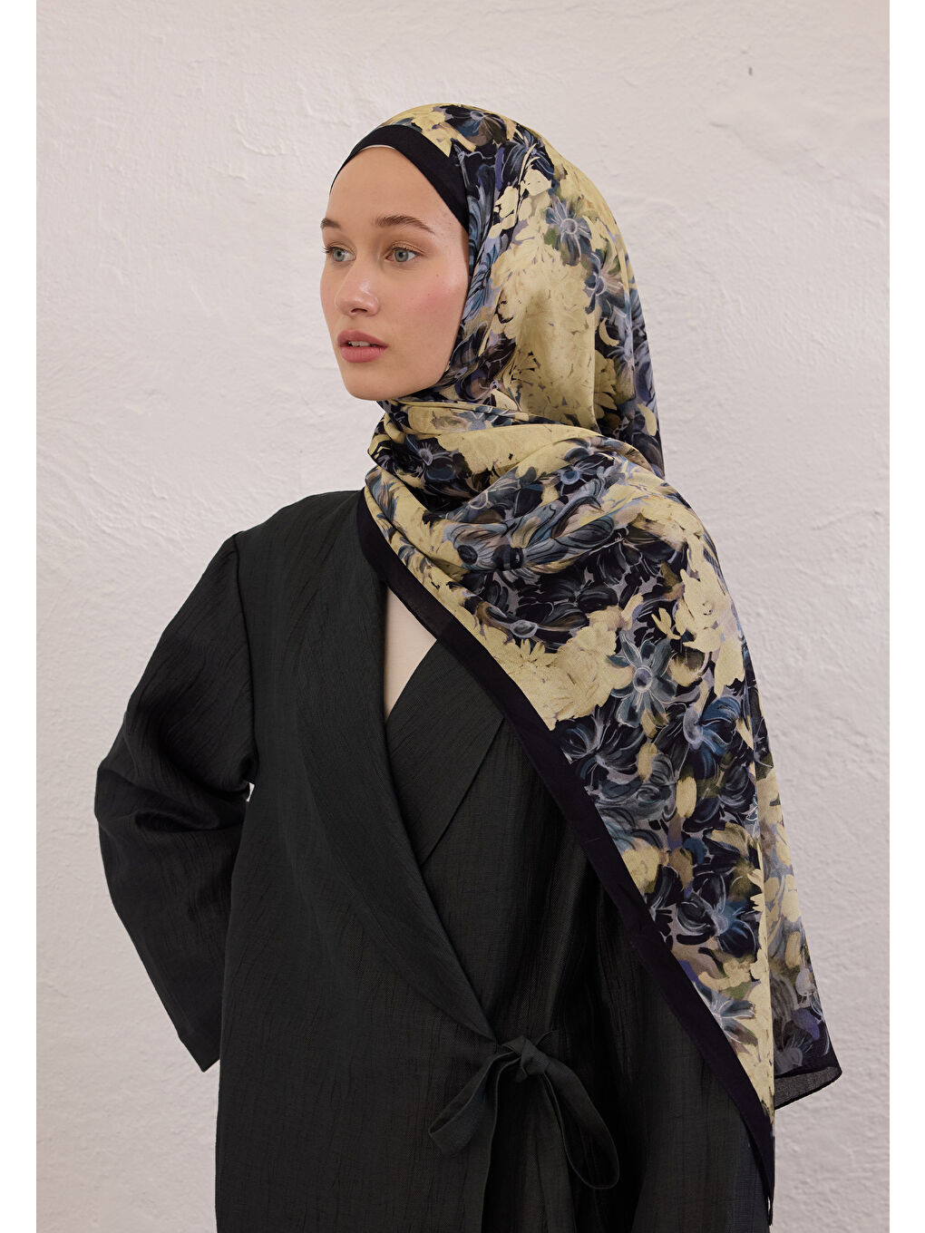 Summer Bloom Desen Rami Şal Lacivert