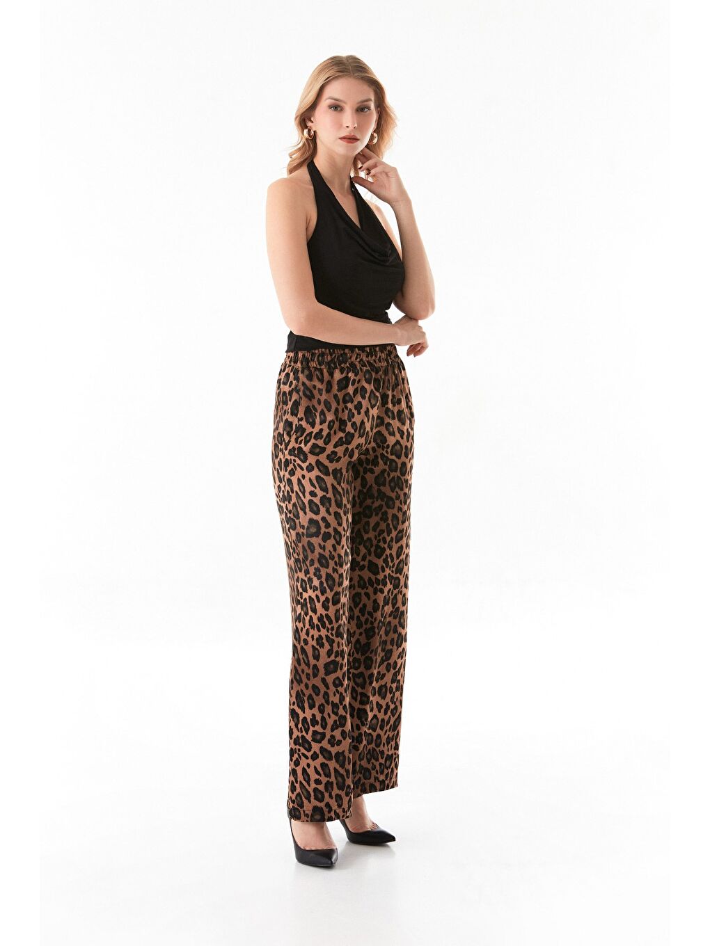 Kahverengi Leopar Desenli Beli Lastikli Saten Pantolon-4