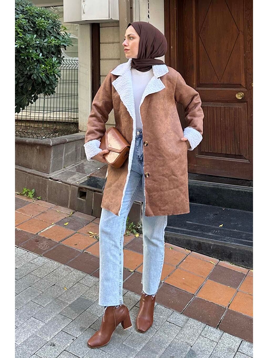 Süet Garnili Mont Acı Kahverengi